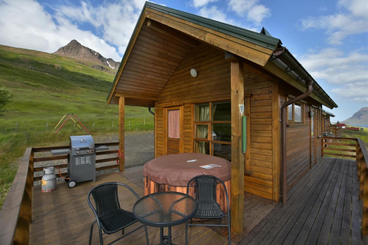 Sólbrekka Holiday Homes Mjoifjorthur Exterior foto
